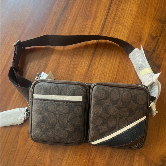 NWT Coach Brown and Black Belt Bag - Picture 3 of 10
